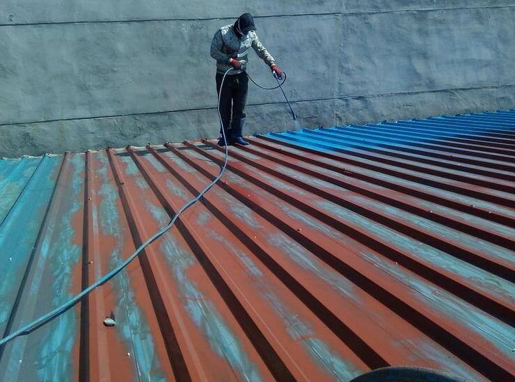 屋面彩鋼瓦翻新工程用的油漆對人體是否有害
